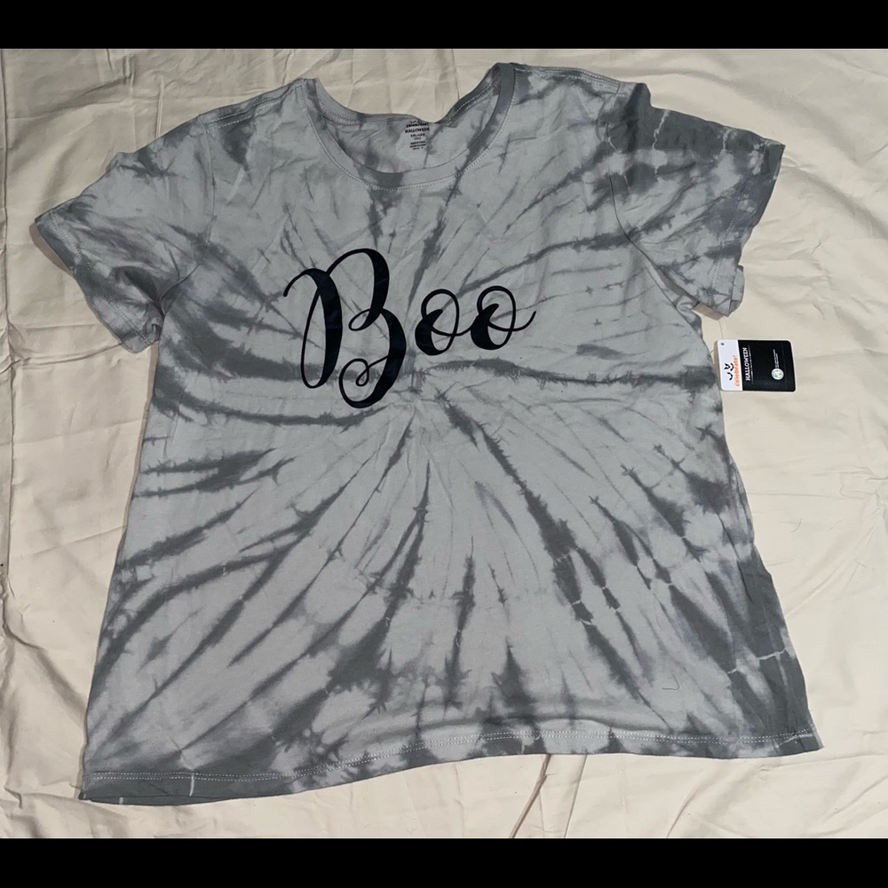 Halloween tee